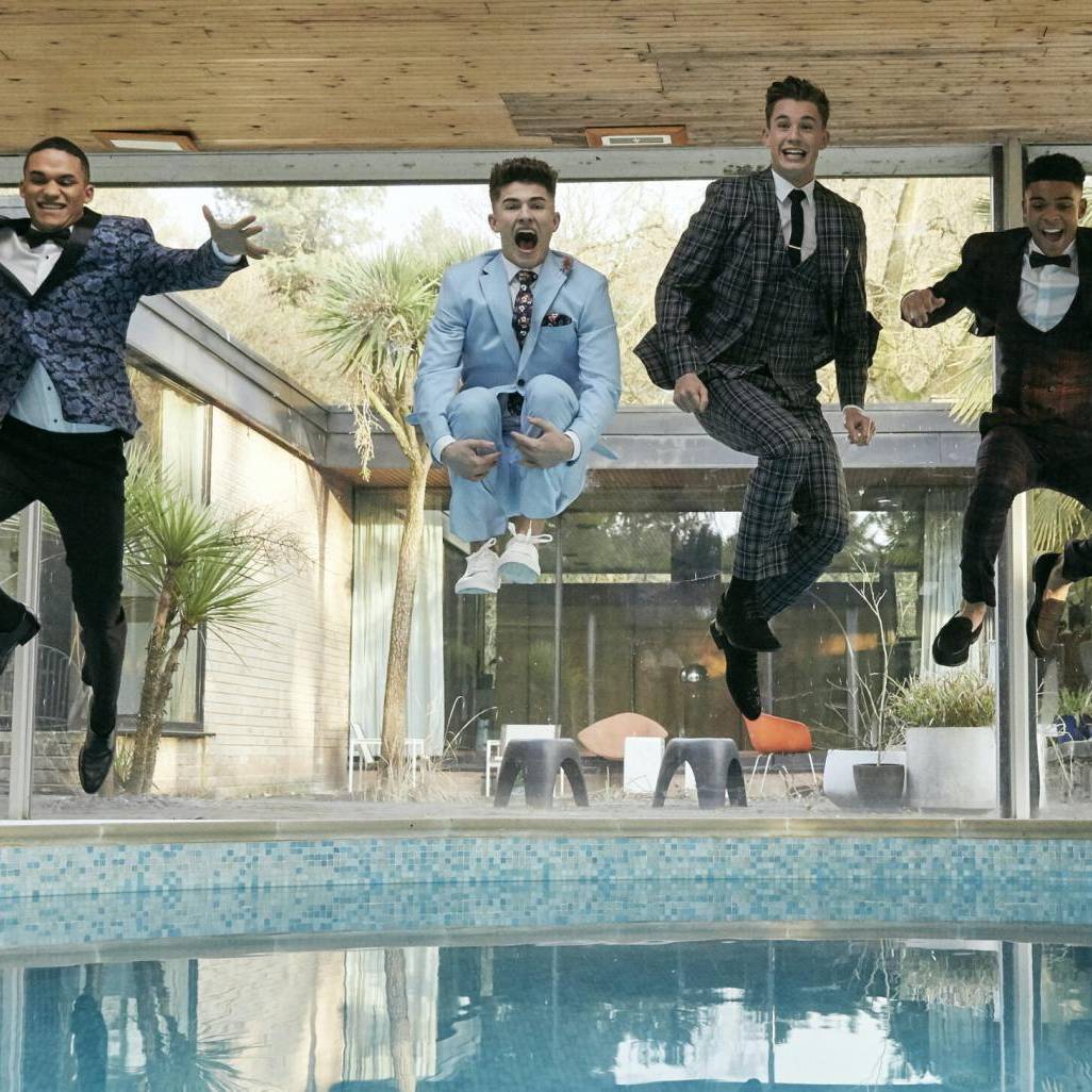 premium-mens-suit-hire-wrexham